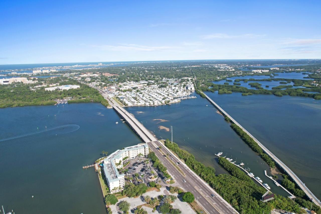 Oceanfront Luxury Condo! Mins To Beach! Rum Bar Next Door! St. Petersburg Exteriör bild